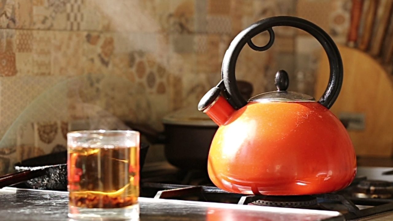 The 7 Best Tea Kettles For Gas Stove To Buy In October 2019