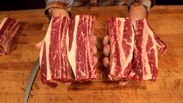 beef ribs vs pork ribs - cuts