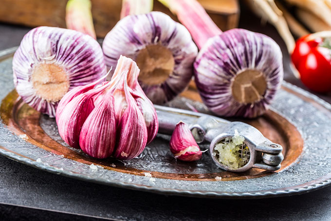 How To Tell If Garlic is Bad